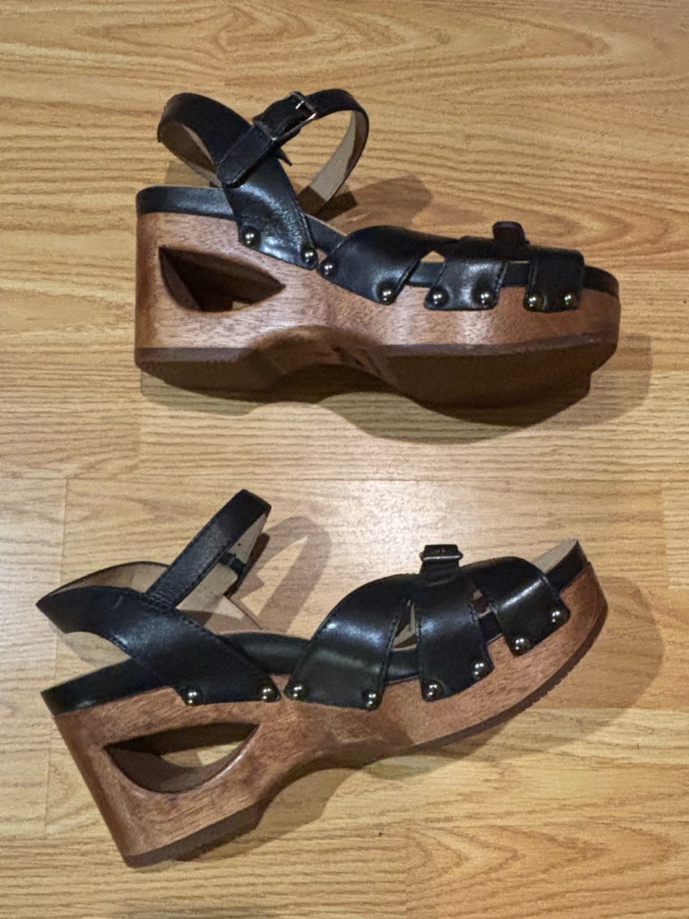 Dansko Platform Open Toed Sandals Size 42